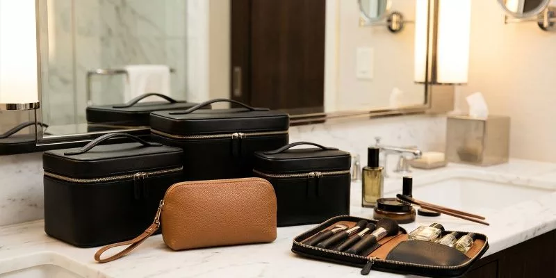 Cosmetic Cases, Pouches, and Travel Organizers