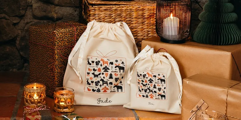 Cotton drawstring gift pouches with printed labels
