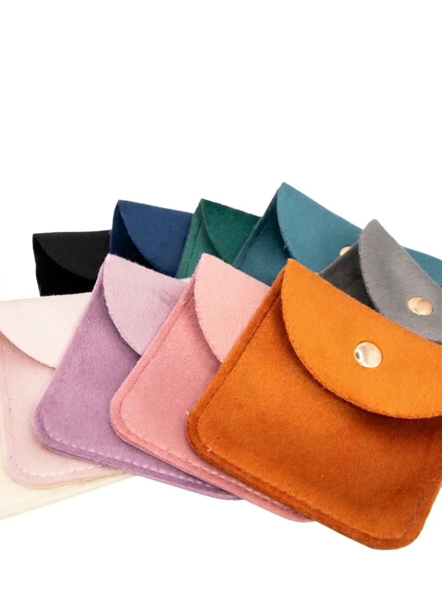 JEWELRY POUCHES
