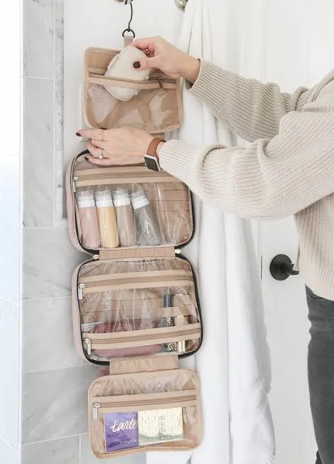 Cosmetic bag customer scene