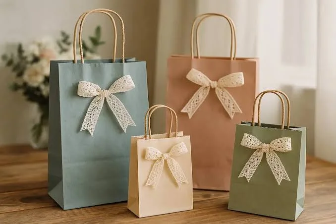 Seasonal holiday gift bags