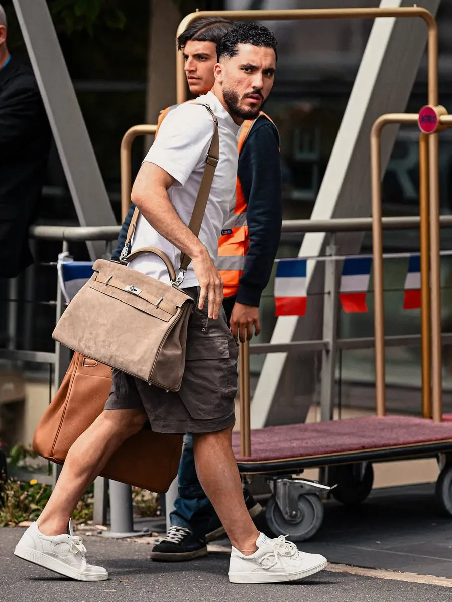 Leather goods customer scene