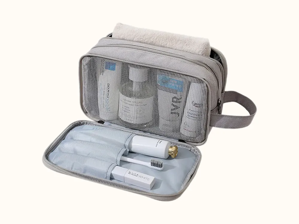 TOILETRY BAGS