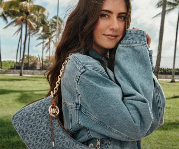 Customer handbag scene