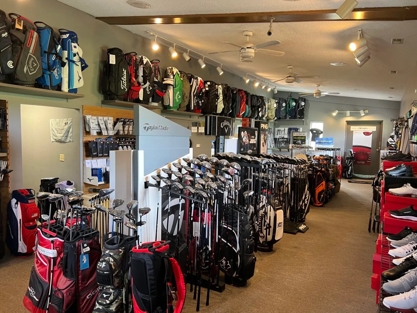 Bags that carry the club's name and reputation — round after round
